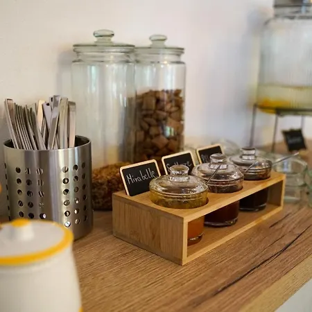 Ley Отель Клоттен